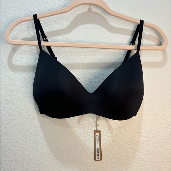 NWT SKIMS Wireless Form Push-Up Plunge Bra in Onxy-34C - Picture 5 of 5